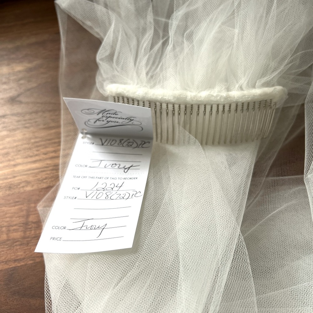 108” Ivory Bridal Veil